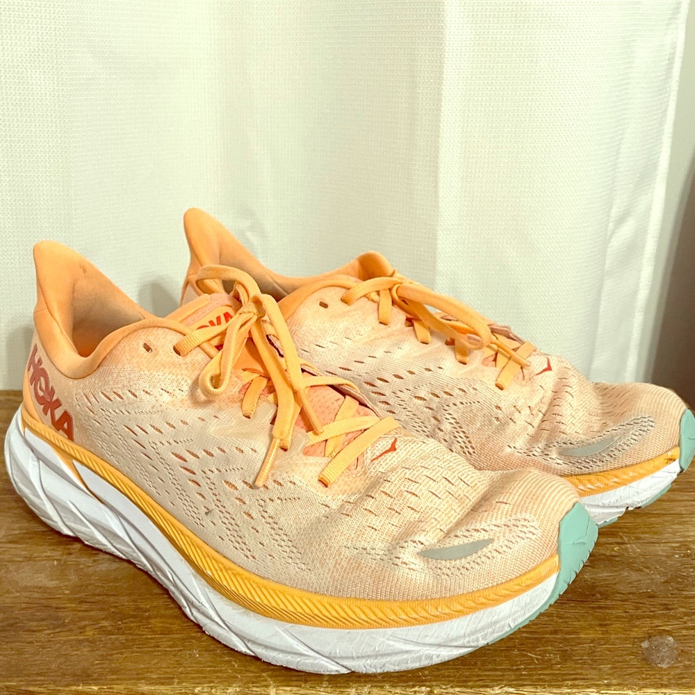 Size 11 Hoka Clifton running shoe